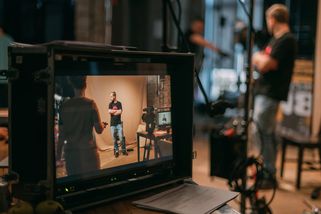 Do předraženého kina mě nikdo nedostane a na placené kanály kašlu. Tady najdu všechno, rychle a úplně zdarma